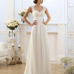 Достоинства свадебных платьев прямого фасона