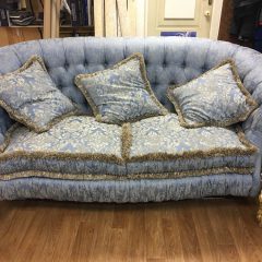 Перетяжка дивана — отличный вид ремонта