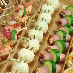 Плюсы заказа канапе для мероприятия