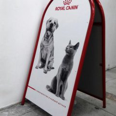 Как происходит изготовление штендеров?