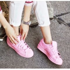 Какими должны быть женские кроссовки?