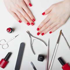 Как выбрать интернет-магазин для мастеров ногтевого сервиса?