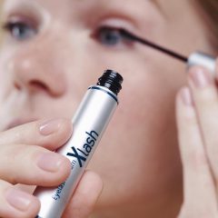 Как работает сыворотка для роста ресниц Xlash?