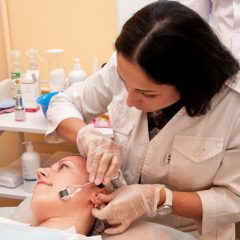 Какую информацию дают на курсах косметологии?